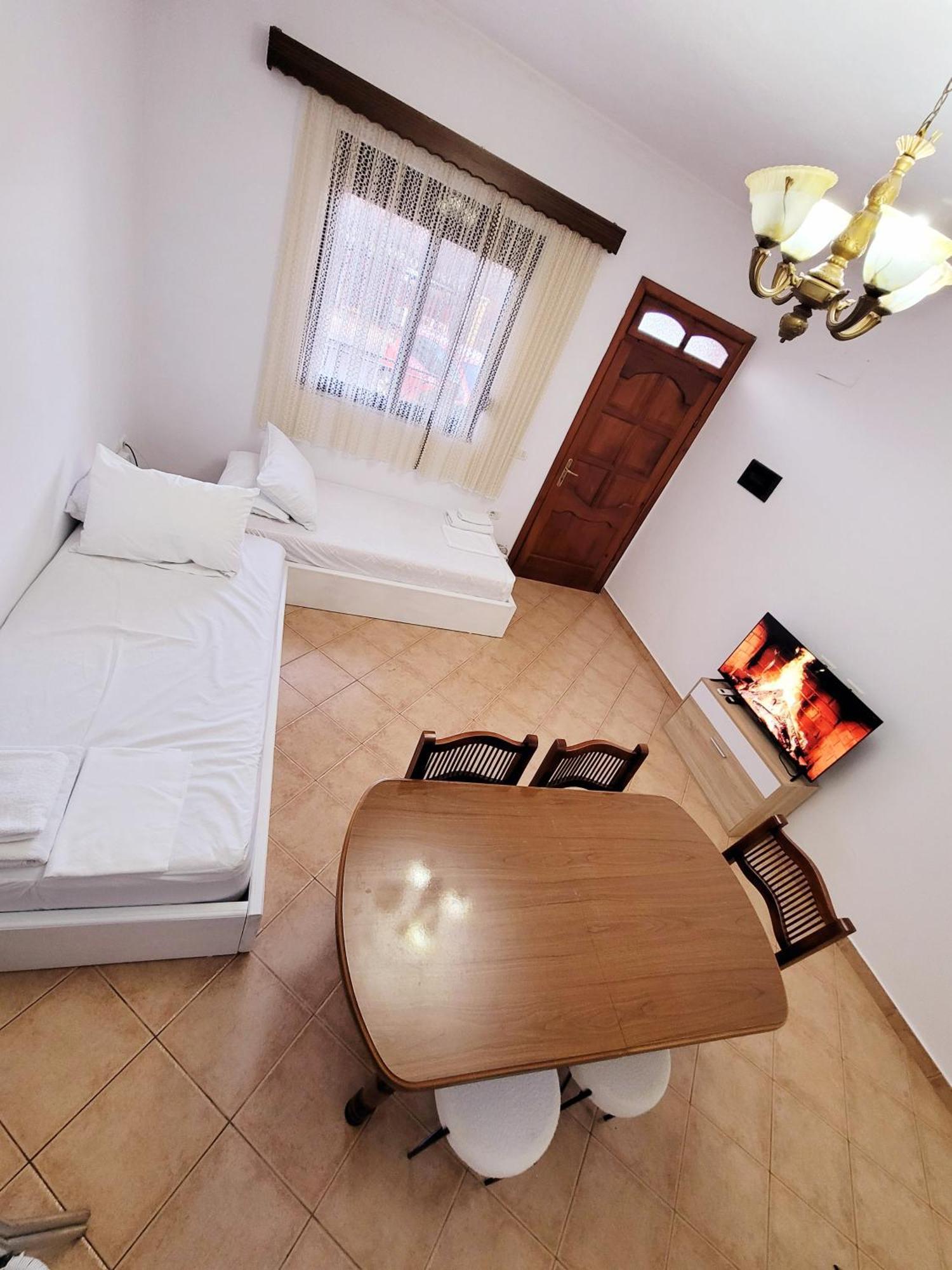 Villa Baka 14 Durres Exterior photo